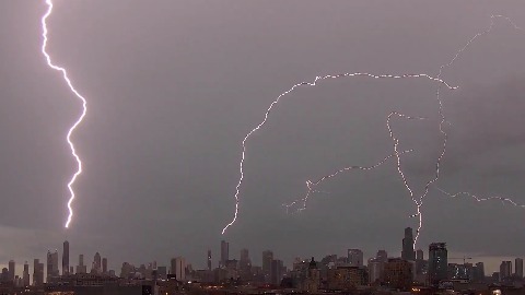 Irvine Ca Cur Weather Forecasts Live Radar Maps News Simultaneous Lightning Strikes Illuminate Chicago Skyline