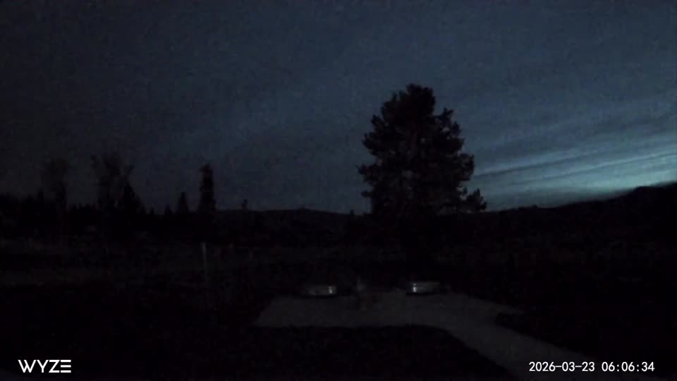 Meteor Captured on Home Security Camera | WeatherBug