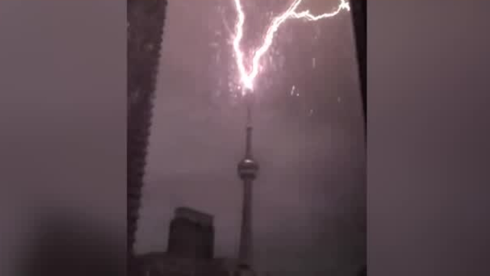 A Bolt of Lightning Strikes CN Tower in Toronto WeatherBug