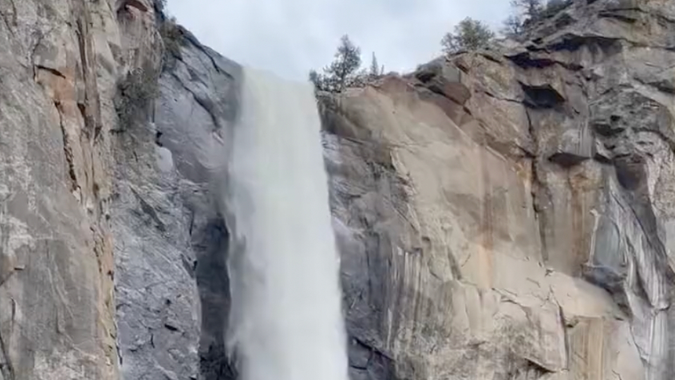 Record Snowpack Powers Yosemite Falls | WeatherBug