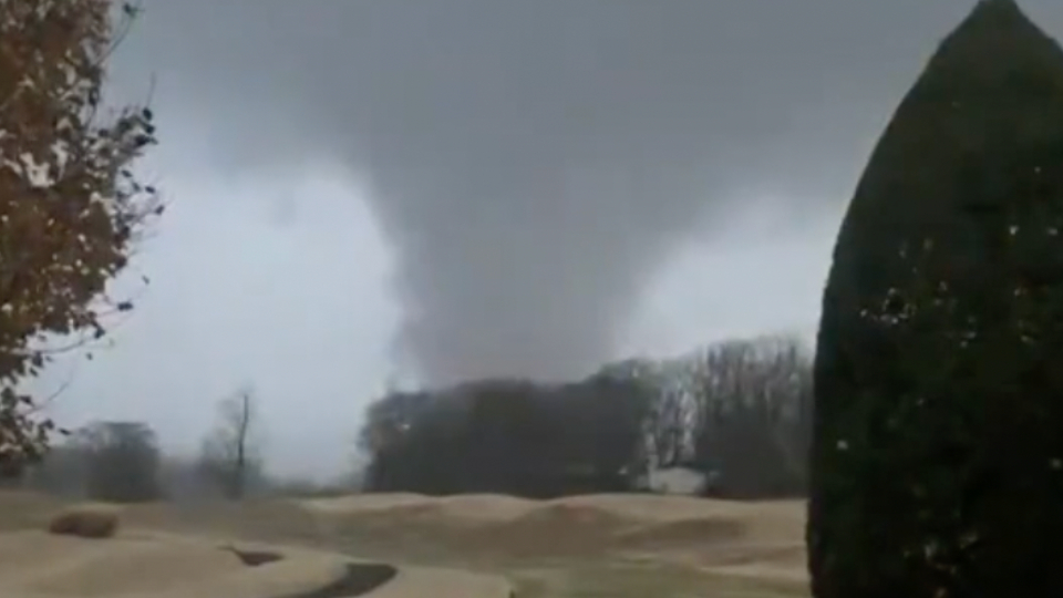 Tornado and Sirens Sounding in Tennessee WeatherBug