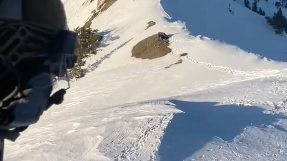 Stranded Hikers Rescued From Mountainside | WeatherBug